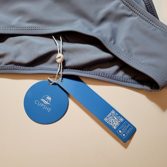 Cupshe Bikini Bottom - Picture 3 of 10